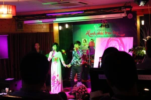 Đêm nhạc gây quỹ cho nạn nhân bị XHTD