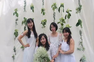 Cùng ngắm 'thiên thần trắng' trên sàn catwalk