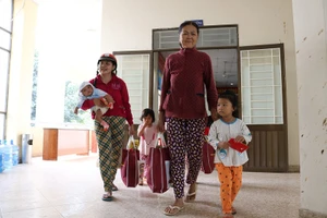 'Tết này không được về quê nhưng vẫn thấy vui lắm!'