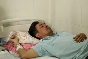 Ánh mắt của người đàn ông mất 3 người thân vụ Carina