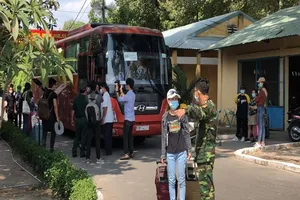 200 người rời khu cách ly Trường Quân sự Quân khu 7