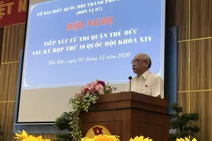 Cử tri Thủ Đức bày tỏ lo ngại về việc biên soạn sách giáo khoa