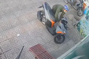 Công an cảnh báo các chiêu thức của kẻ trộm xe máy đắt tiền 