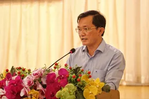 Cử tri mong có giải pháp hiệu quả ngăn chặn tin giả