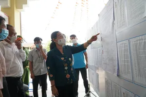 Chủ tịch HĐND TP.HCM kiểm tra tổ chức bầu cử tại Củ Chi