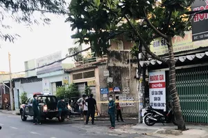 TP Thủ Đức: Phong tỏa một con hẻm do nghi một gia đình mắc COVID-19