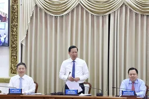 Chủ tịch Phan Văn Mãi: Cần sớm thay đổi cách xử lý công việc theo kiểu truyền thống 