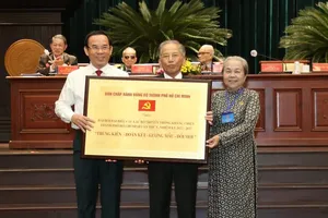 Bí thư Thành ủy mong CLB Truyền thống kháng chiến TP.HCM góp ý các chủ trương lớn