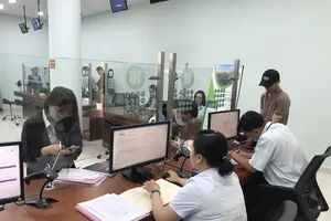 Tuyệt đối không bắt người dân trình giấy xác nhận nơi cư trú