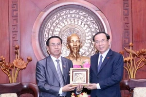 TP.HCM- Lào tăng cường hợp tác 