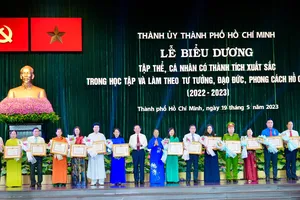 Bí thư Nguyễn Văn Nên: 'Lọc ra khỏi hệ thống những cá nhân làm chậm bước tiến của TP.HCM'