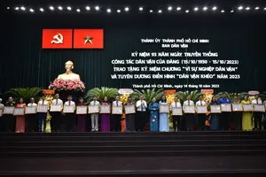 Chủ tịch HĐND TP.HCM: Không để tồn đọng các câu hỏi của người dân