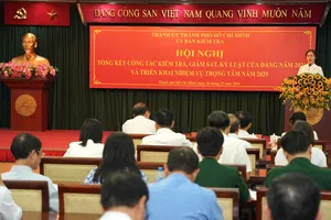 TP.HCM tiếp nhận bản kê khai tài sản, thu nhập của 922 đảng viên