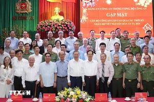 Tổng Bí thư Tô Lâm gặp mặt cán bộ công an cấp cao qua các thời kỳ