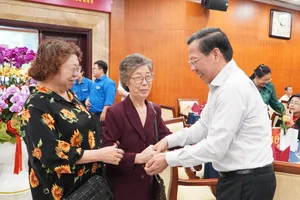 Lãnh đạo TP.HCM họp mặt các nguyên lãnh đạo, tướng lĩnh dịp xuân Ất Tỵ 2025