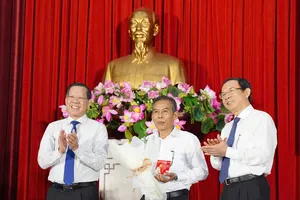 TP.HCM tri ân 186 bí thư chi bộ khu phố, ấp tiêu biểu năm 2025