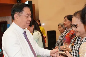 Ông Nguyễn Trọng Nghĩa: Các nữ cựu tù cách mạng là hiện thân của dân tộc Việt Nam anh hùng