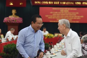 Áp lực công việc tăng, TP.HCM cần quan tâm nhiều hơn đến cán bộ cấp cơ sở