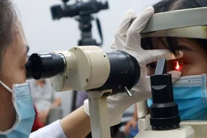 Đã xác định được tác nhân gây bệnh đau mắt đỏ ở TP.HCM