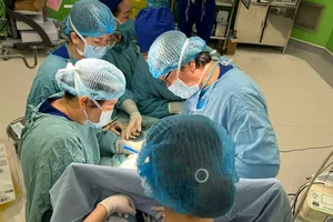 Trẻ vừa chào đời đã mang khối bướu máu to ở gan hiếm gặp