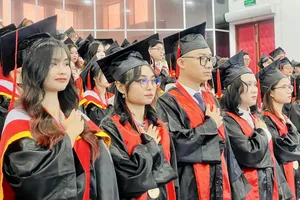 1.202 tân bác sĩ, cử nhân tốt nghiệp Trường ĐH Y khoa Phạm Ngọc Thạch