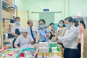 Kiểm tra, giám sát về thuốc tại TP.HCM: Hàng trăm cơ sở vi phạm