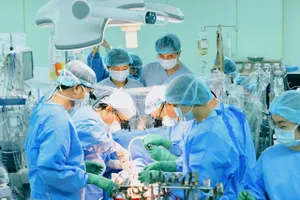 Ca ghép tim xuyên Việt: Hành trình ngoài lồng ngực của 1 trái tim
