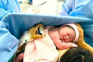 Tỉ suất sinh giảm thấp: BHYT chi trả cho điều trị hiếm muộn là cần thiết