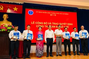 Sở Y tế TP.HCM tiếp nhận hơn 1.500 người từ Sở LĐ-TB&XH