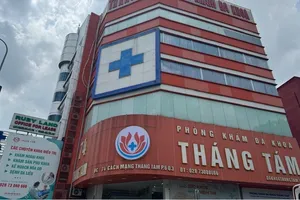 1 phòng khám đa khoa liên tục tái diễn chiêu 'vẽ bệnh moi tiền’