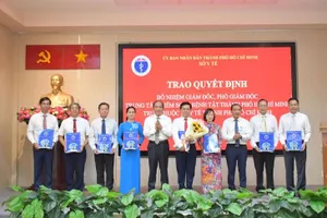 Công bố ban giám đốc mới của Trung tâm Kiểm soát bệnh tật TP.HCM