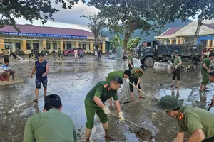 Cảnh báo nguy cơ dịch bệnh truyền nhiễm sau bão lũ 