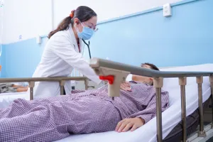 Ca nghi ngộ độc sau ăn bánh mì tăng lên 235, cập nhật sức khỏe các nạn nhân