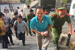 Hoãn xử phúc thẩm vụ 'con ruồi trị giá 500 triệu đồng'