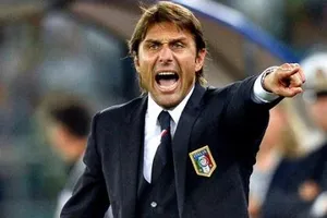 Cesc Fabregas đối mặt tương lai bất ổn ở Chelsea