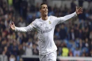 Ronaldo muốn 'sống dài lâu' với Real 