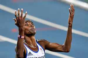 Mo Farah hoàn thành cú đúp HCV tại Olympic