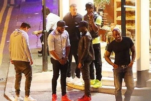 Cuộc vui cuối cùng của 'Super Mario' trên đất Anh