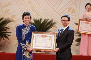 Nghệ sĩ Hoài Linh nói gì trong ngày nhận danh hiệu NSƯT?