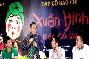 Tùng Dương hát, Xuân Hinh múa trong Liveshow