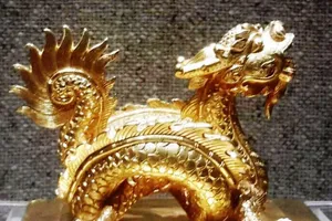 Trưng bày công khai Bảo vật quốc gia bằng vàng