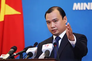 VN lên tiếng việc tàu hải cảnh TQ truy đuổi tàu cá VN