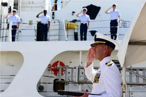 Mỹ bàn giao Tàu tuần duyên trọng tải cao cho Việt Nam