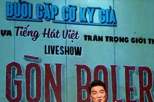 Đàm Vĩnh Hưng thề với tổ nghiệp không chiêu trò để PR