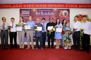 Vinh danh ý tưởng đi bộ dưới 500 m gặp xe công cộng