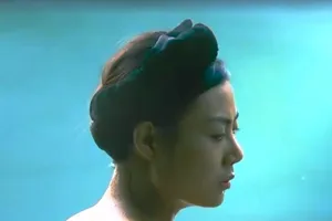 Phan Hương của Người phán xử dạy đóng cảnh nóng 