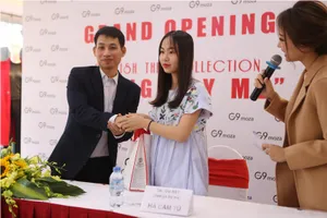 Nữ sinh lớp 11 đoạt giải thưởng thời trang nhờ xương cá