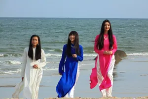 Phát sóng 100 tập phim về mỹ nhân Sài Gòn những năm 1950