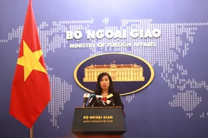 'Trung Quốc phải rút các trang thiết bị quân sự khỏi Hoàng Sa'