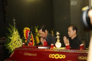 Công chúng nghẹn ngào tiễn đưa nghệ sĩ ưu tú Bùi Cường